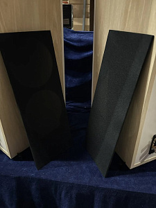 Напольная акустическая система Wharfedale Diamond 12.4