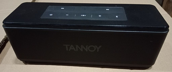 Портативная акустическая система с Bluetooth Tannoy Live Mini