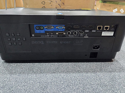 Проектор BenQ LU960 Проектор BenQ LU960