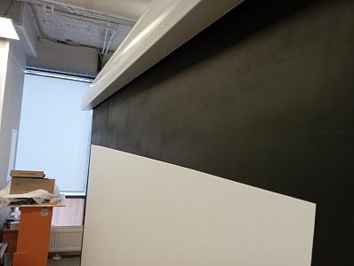 Экран настенный с электроприводом Digis DSTP-16903 Экран настенный с электроприводом Digis DSTP-16903