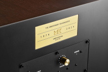 Активный сабвуфер M&K Sound V12+ Anniversary Volkswoofer