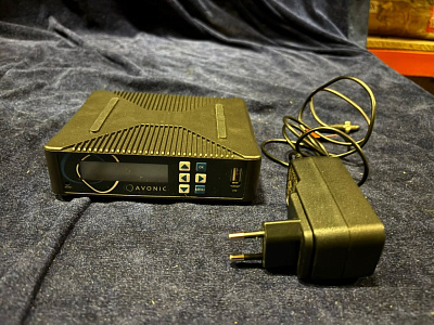 Записывающее и кодирующее устройство Avonic AV-REC200