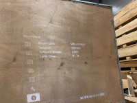 Кинотеатральный 4K проектор Sony VPL-VW590ES (черный)