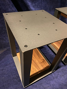 Напольная подставка для АС Wharfedale Linton Stand Цвет: ОРЕХ [ANTIQUE WALNUT]