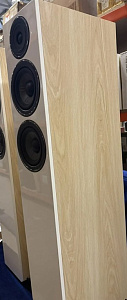 Напольная акустическая система Wharfedale Diamond 12.4